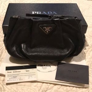 💗 EUC PRADA leather wristlet! 😊
